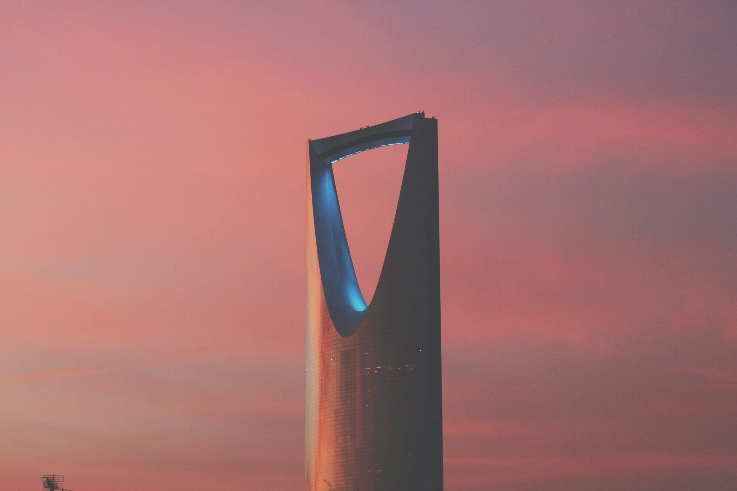 Applications of IoT in Saudi Arabia